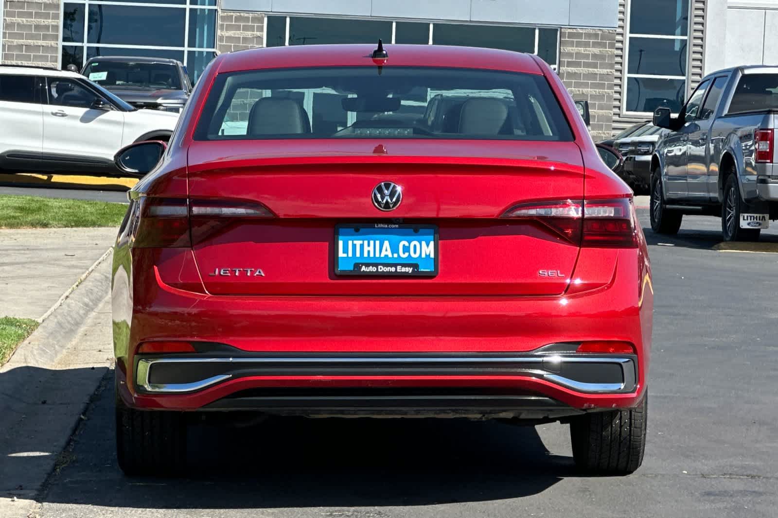 Used 2024 Volkswagen Jetta SEL FWD image 7