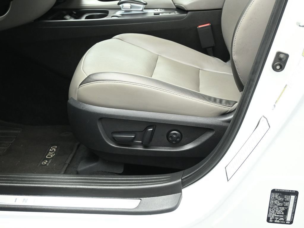 Used 2024 INFINITI QX50 Luxe image 37