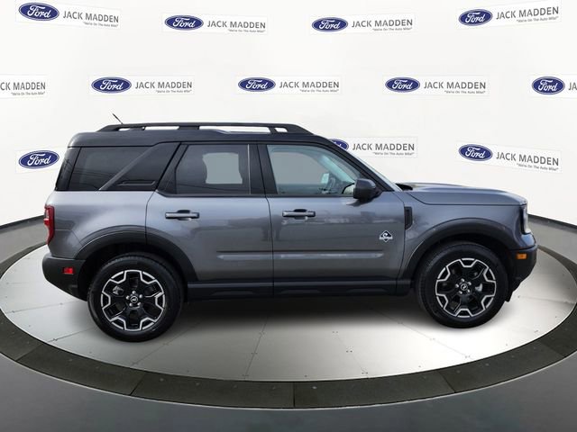 Certified 2025 Ford Bronco Sport Outer Banks w/ Outer Banks Tech Package+ image 2