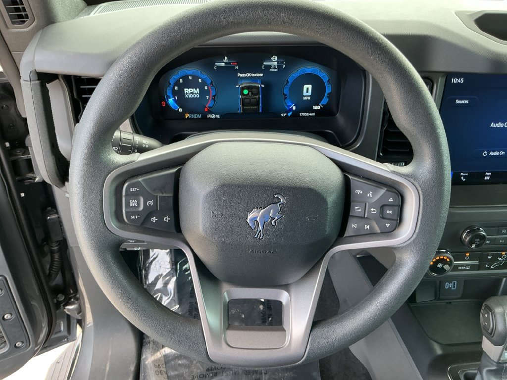 Certified 2025 Ford Bronco 2-Door AWD/4WD image 17