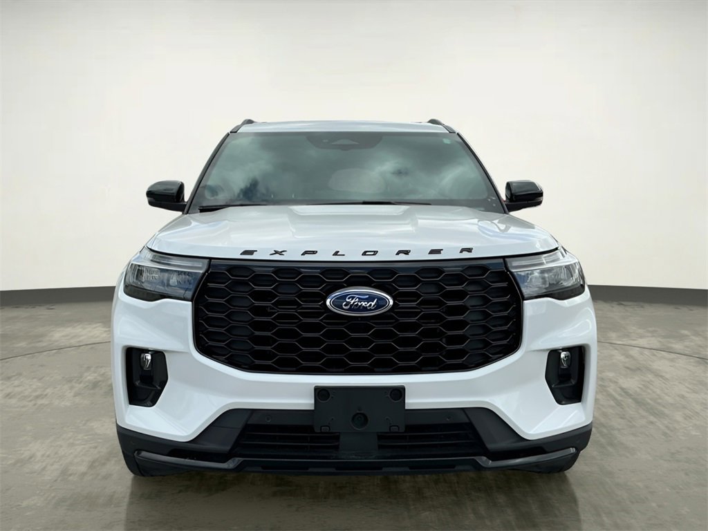 Certified 2025 Ford Explorer ST-Line w/ ST-Line Street Pack image 12