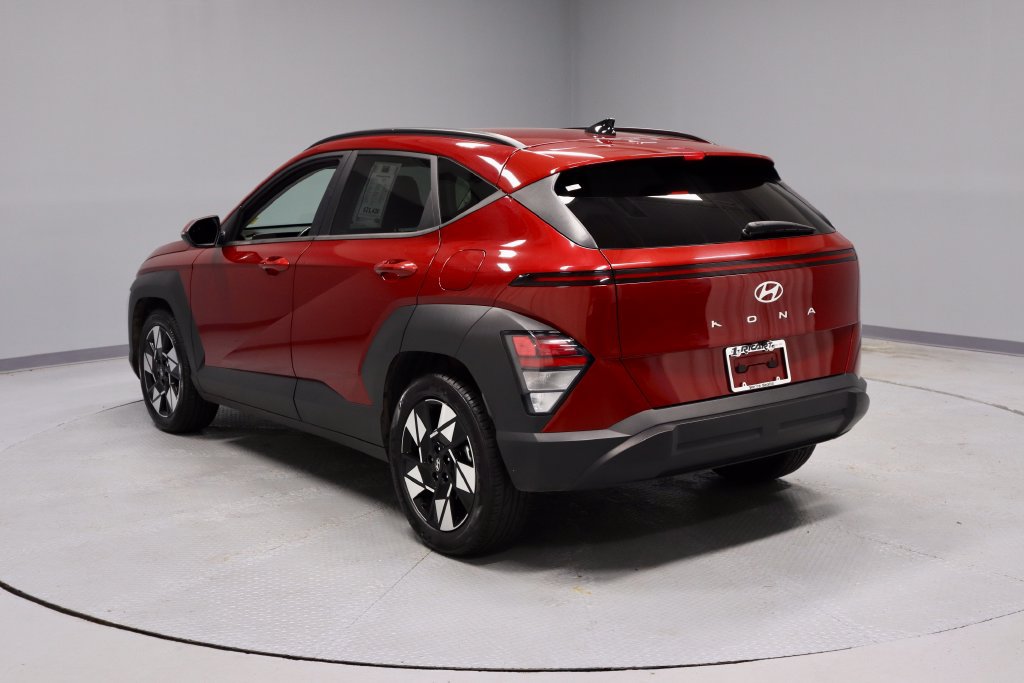 Used 2024 Hyundai Kona SEL FWD image 7