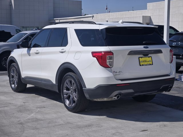 Certified 2023 Ford Explorer XLT w/ Equipment Group 202A image 5