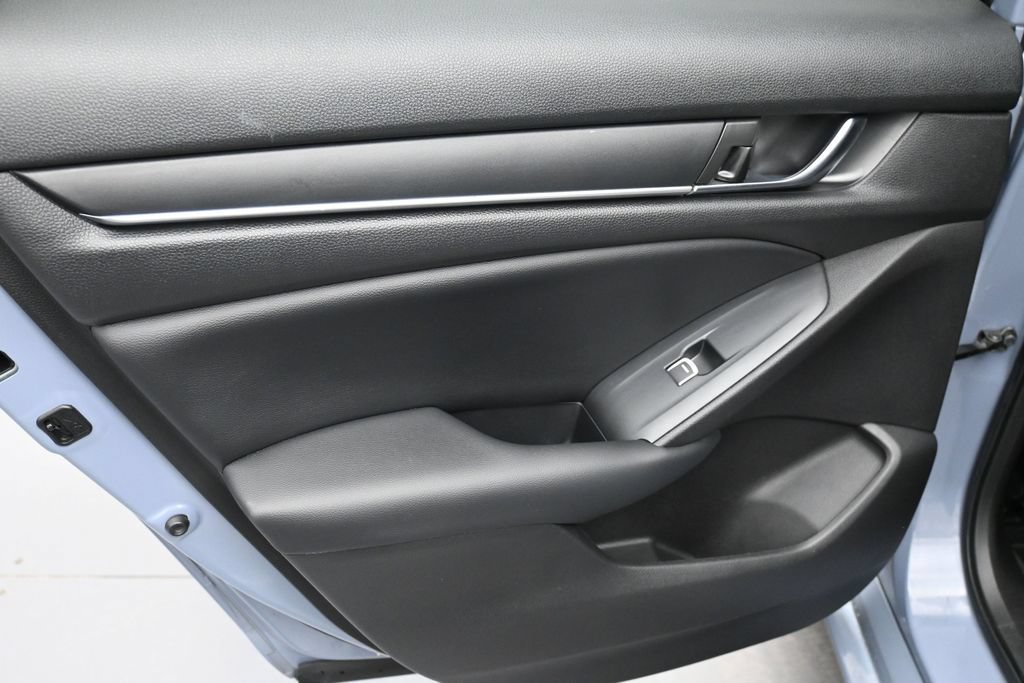 Used 2022 Honda Accord Sport image 18