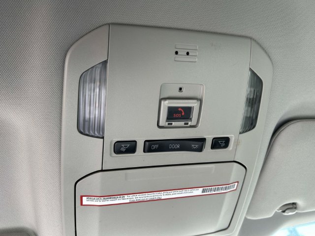 Used 2021 Toyota Highlander LE FWD image 30