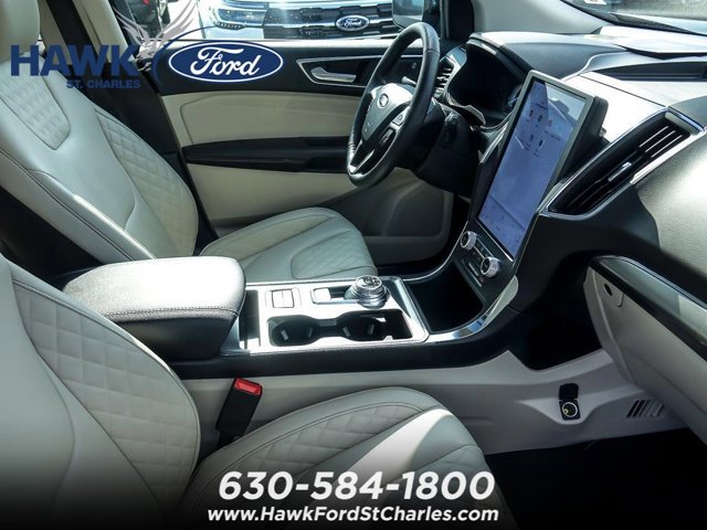 Certified 2024 Ford Edge Titanium w/ Cargo Accessory Package image 30