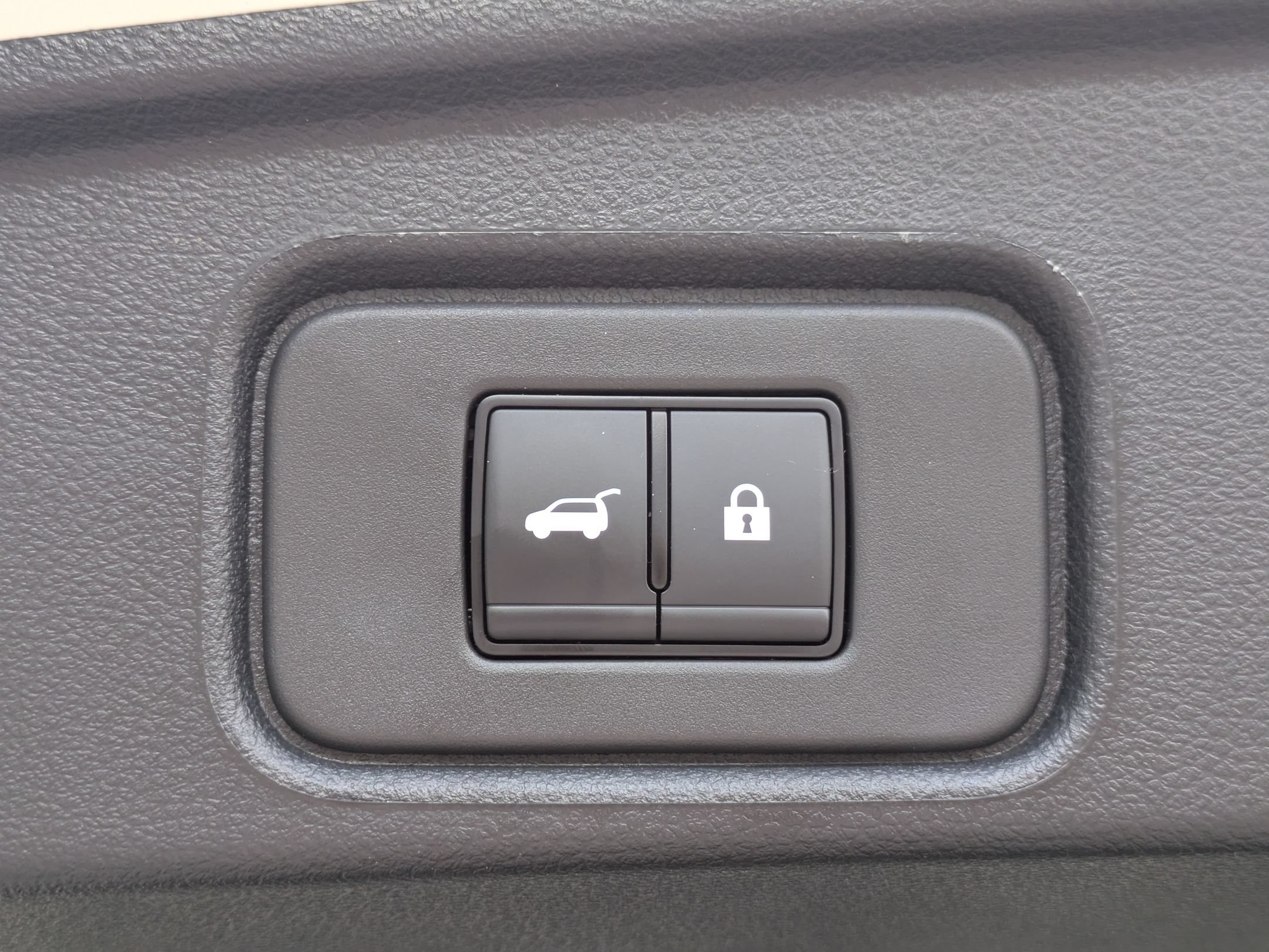 Used 2025 Nissan Pathfinder Rock Creek AWD/4WD image 31
