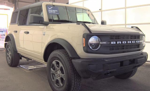 Certified 2025 Ford Bronco Big Bend AWD/4WD image 3