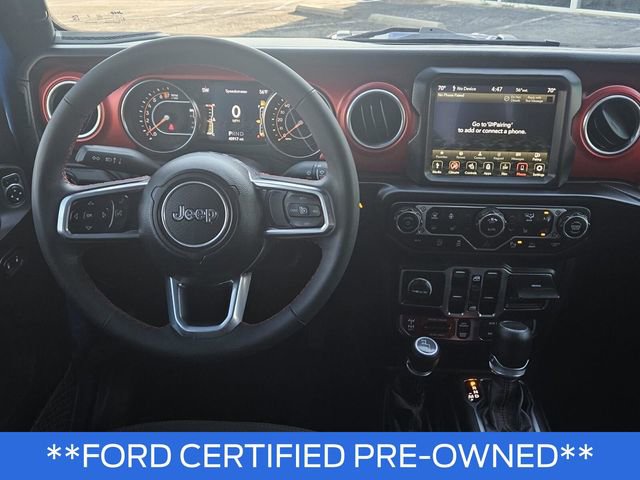 Used 2023 Jeep Gladiator Rubicon w/ Cold Weather Group image 18
