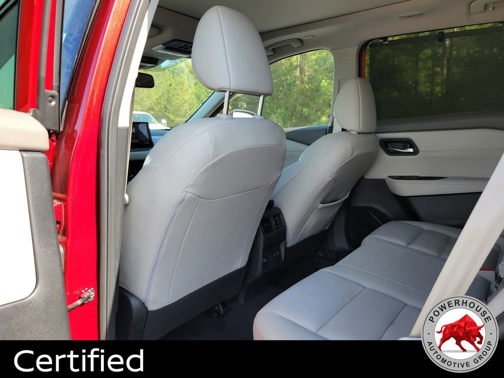 Used 2024 Nissan Rogue SL w/ SL Premium Package image 16