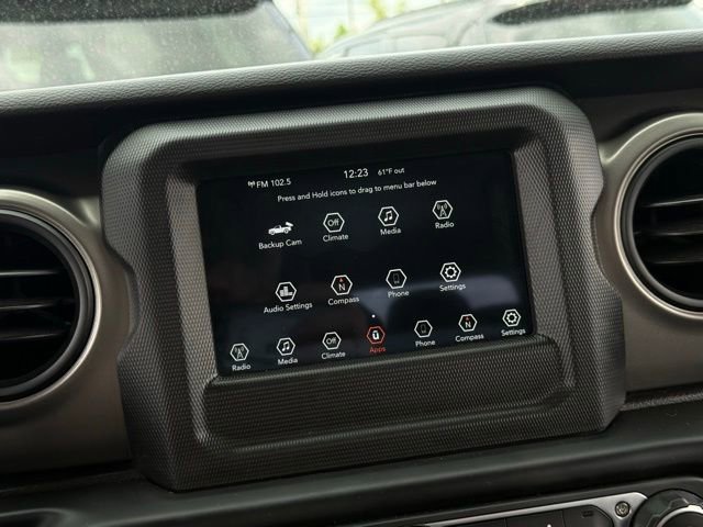 Used 2022 Jeep Gladiator Sport AWD/4WD image 23