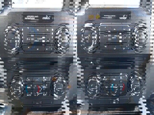 Certified 2017 Ford F250 Lariat w/ Chrome Package image 21