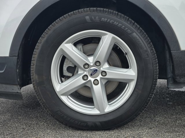 Certified 2018 Ford Explorer FWD image 11