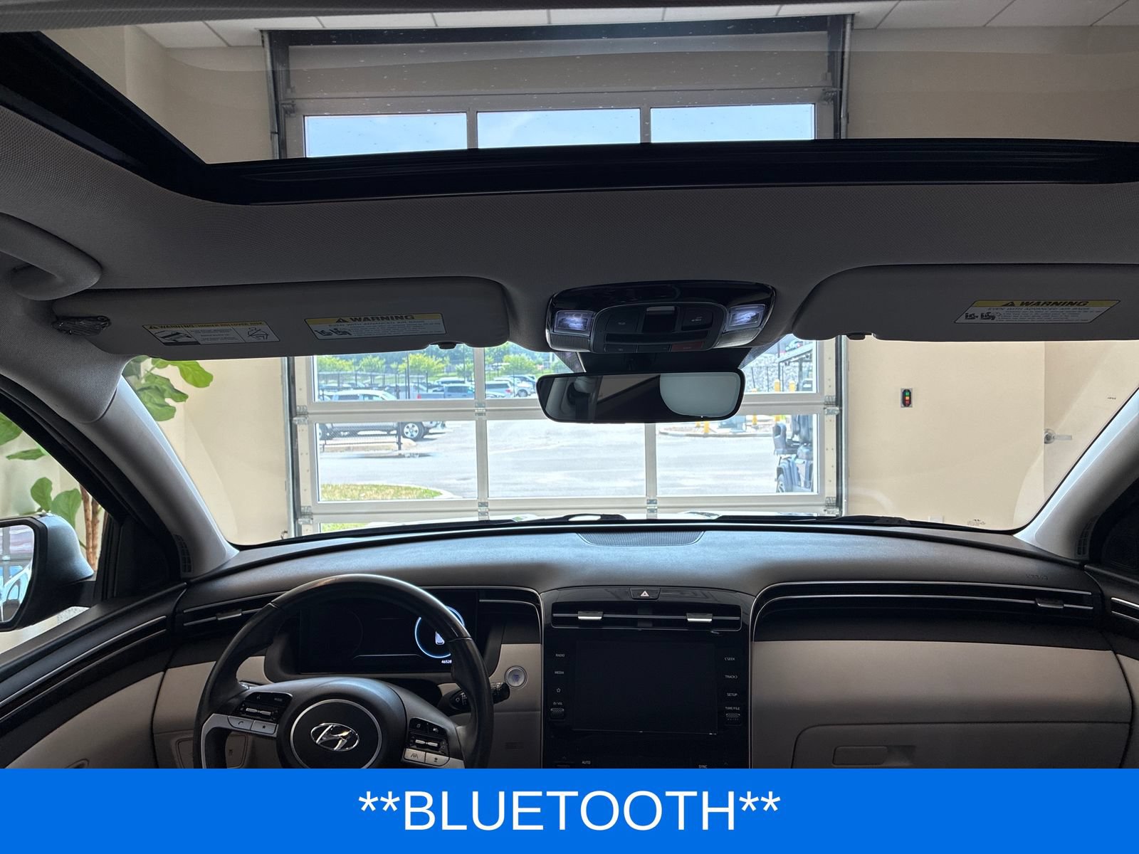 Used 2022 Hyundai Tucson SEL w/ Convenience + Premium Package FWD image 9