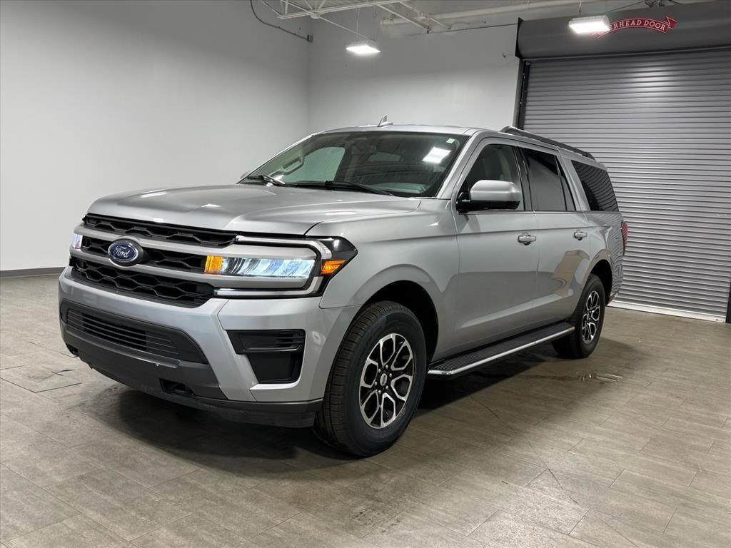 Certified 2023 Ford Expedition Max XLT image 8