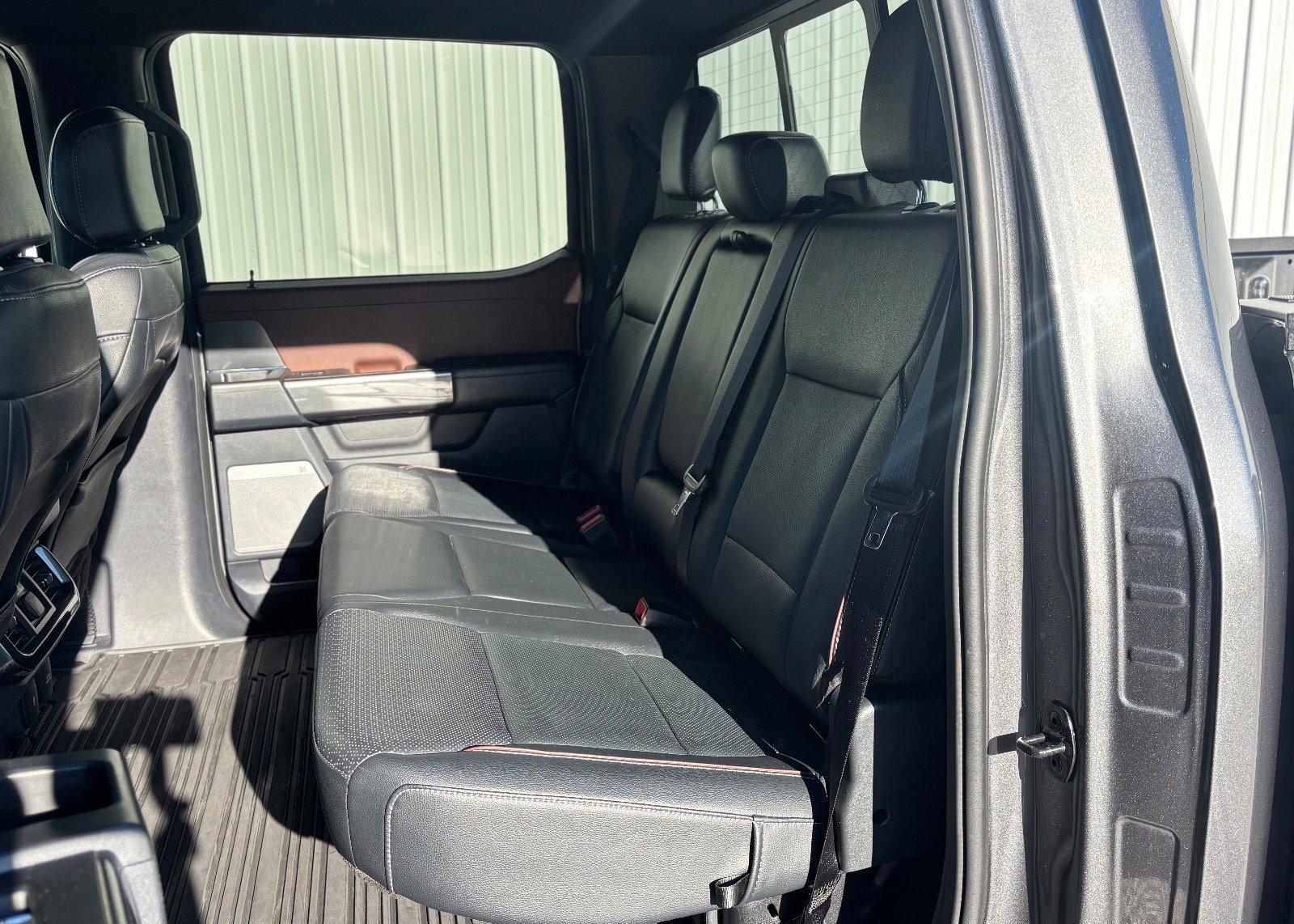 Certified 2022 Ford F150 Lariat w/ Equipment Group 502A High image 24