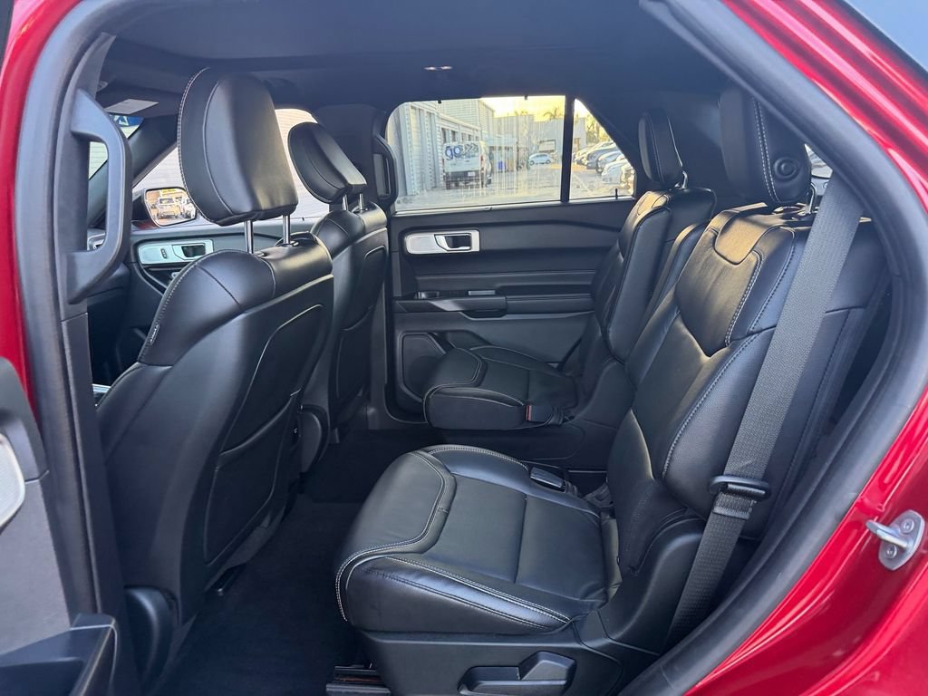 Certified 2020 Ford Explorer ST w/ ST Street Pack AWD/4WD image 12