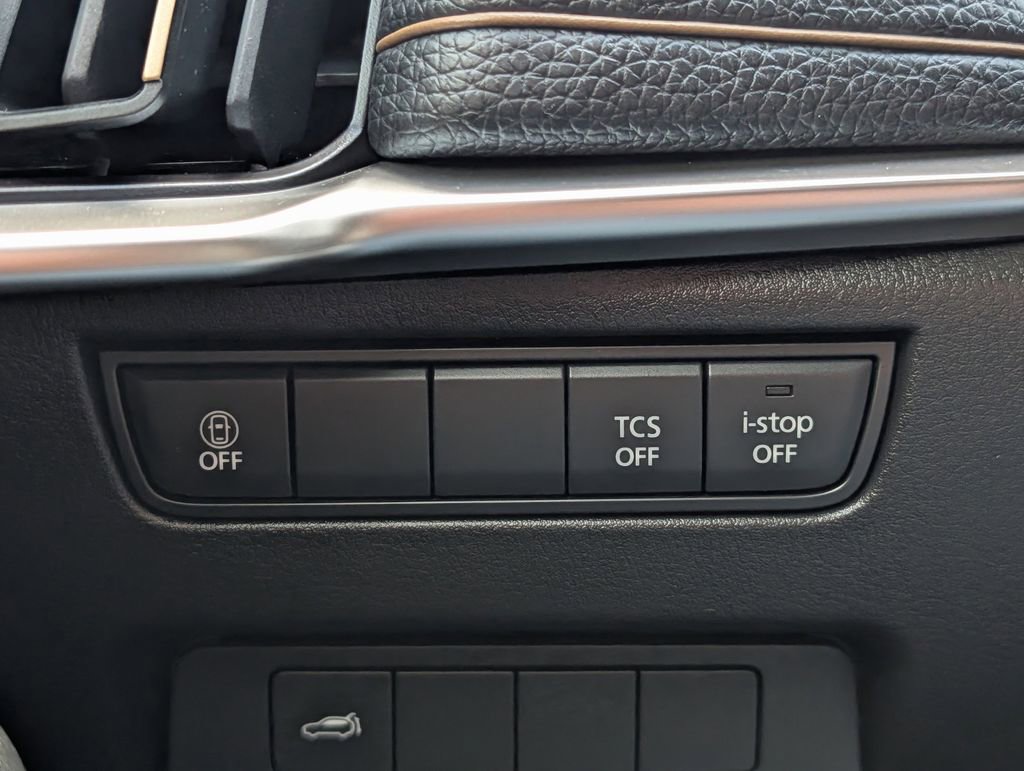 Used 2024 MAZDA CX-90 3.3 Turbo w/ Preferred Plus image 18