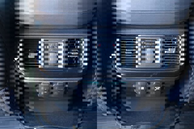 Certified 2025 Ford F150 Raptor image 31