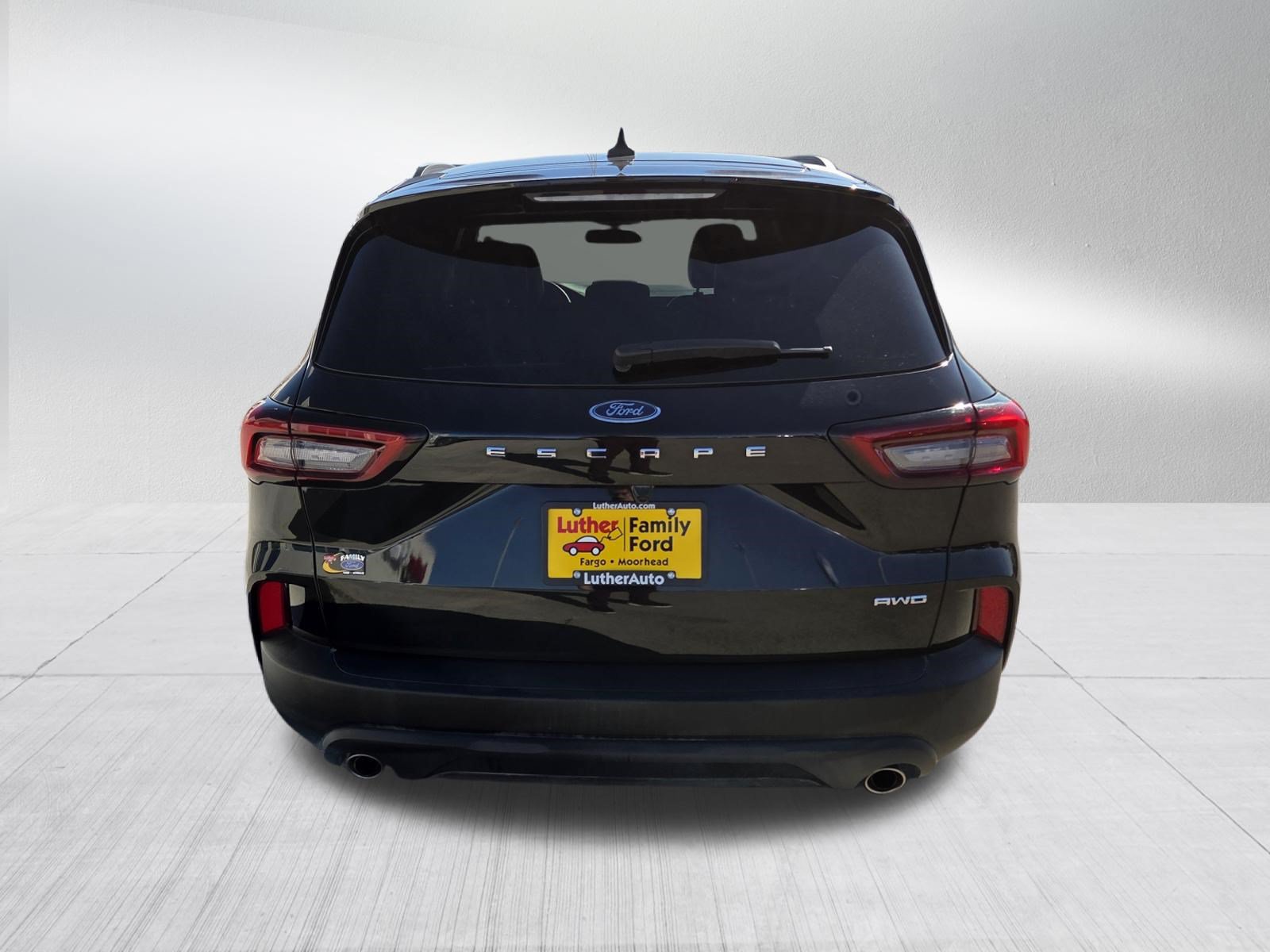 Certified 2025 Ford Escape ST-Line Select AWD/4WD image 6