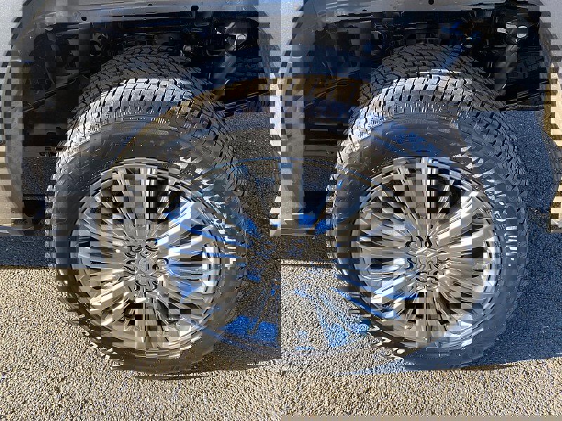 Certified 2025 Ford F150 King Ranch image 15