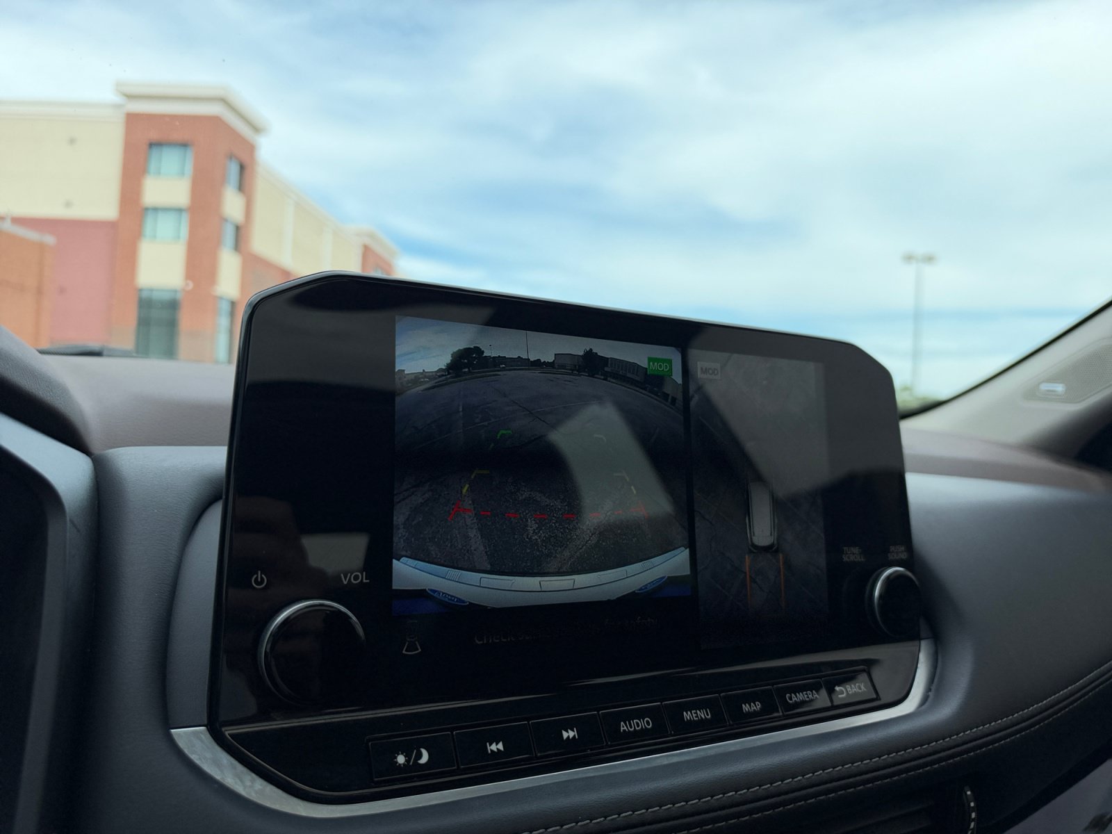 Used 2023 Nissan Rogue SL w/ SL Premium Package FWD image 29