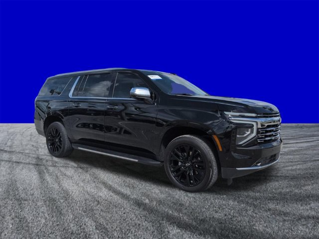 Used 2025 Chevrolet Suburban Premier AWD/4WD image 2
