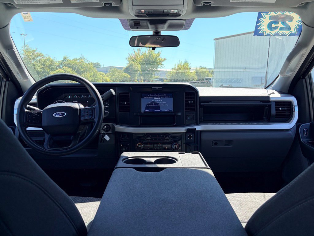 Certified 2025 Ford F350 XLT AWD/4WD image 6