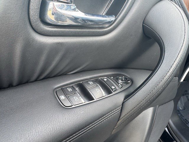 Used 2024 Nissan Armada SL w/ Cargo Package image 12