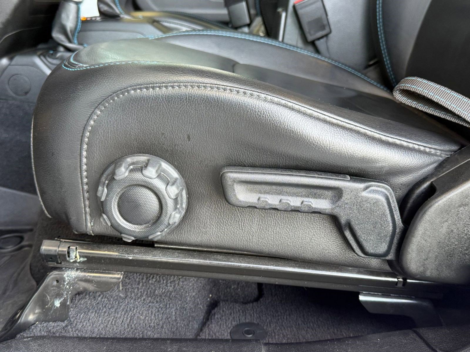 Used 2021 Jeep Wrangler Unlimited Rubicon 4xe w/ Steel Bumper Group image 14