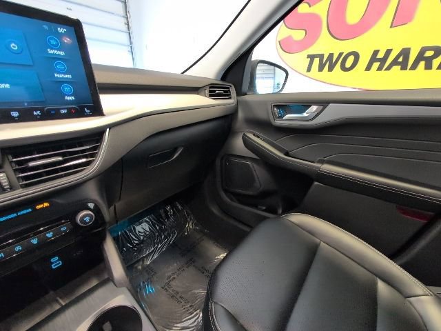 Certified 2023 Ford Escape Platinum image 25