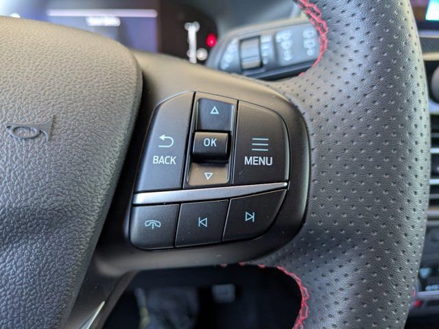 Certified 2023 Ford Escape ST-Line AWD/4WD image 24