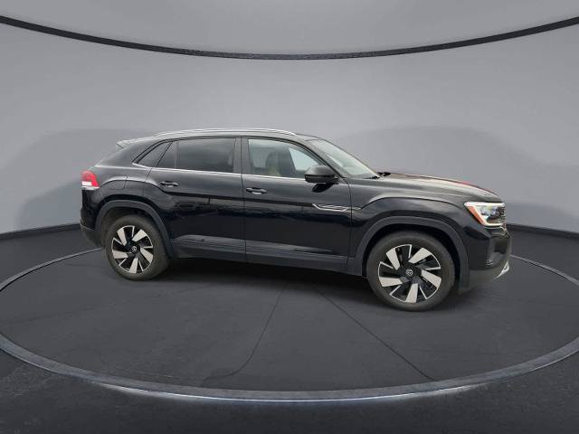 Used 2024 Volkswagen Atlas Cross Sport SE AWD/4WD image 9