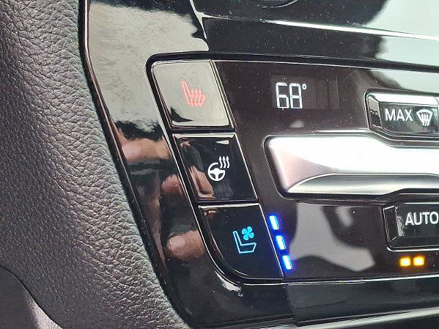 Certified 2021 Ford Explorer Limited w/ Equipment Group 301A image 25