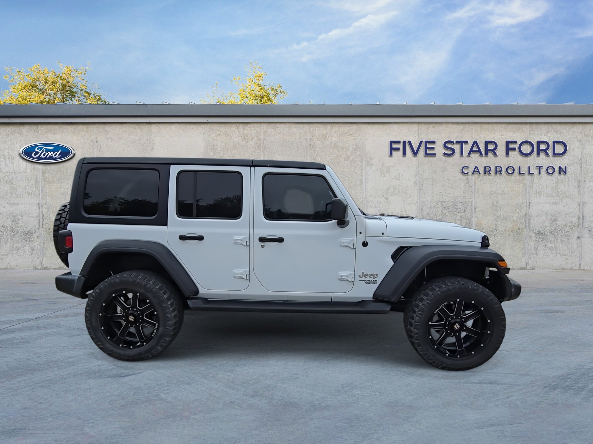 Used 2018 Jeep Wrangler Unlimited Sport image 9
