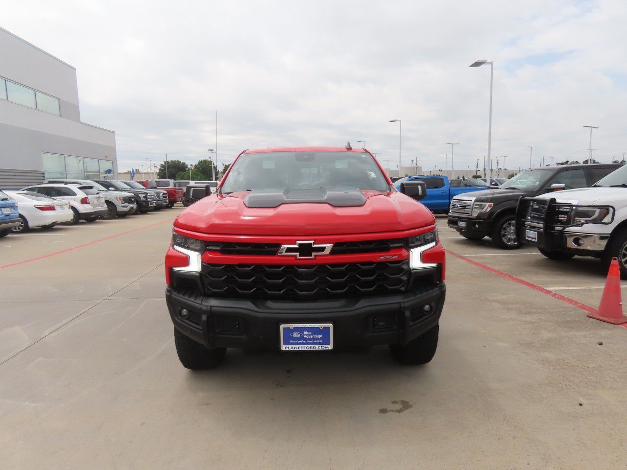Used 2024 Chevrolet Silverado 1500 ZR2 w/ ZR2 Bison Edition AWD/4WD image 4
