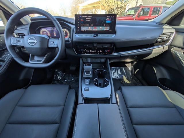 Used 2025 Nissan Rogue SL w/ SL Premium Package image 17