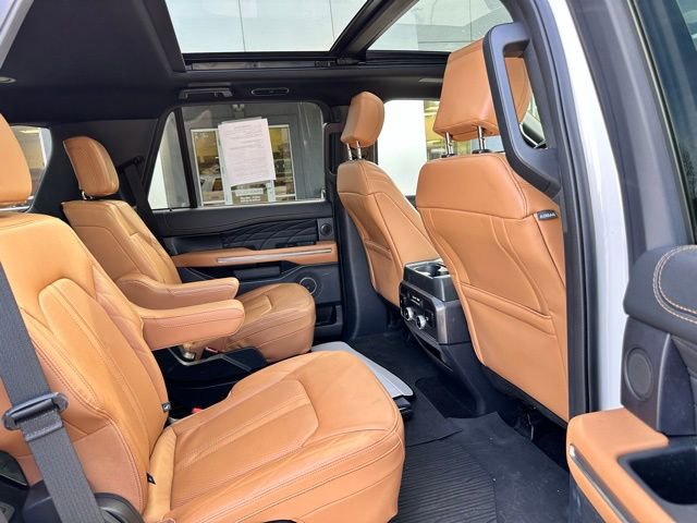 Certified 2022 Ford Expedition Platinum AWD/4WD image 39