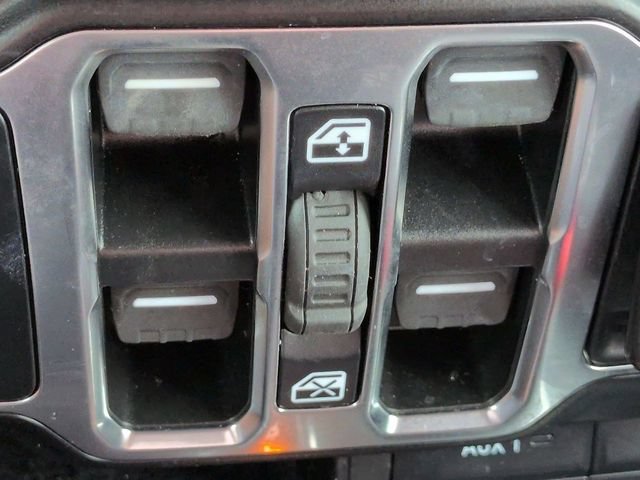 Used 2022 Jeep Wrangler Unlimited Sport AWD/4WD image 21