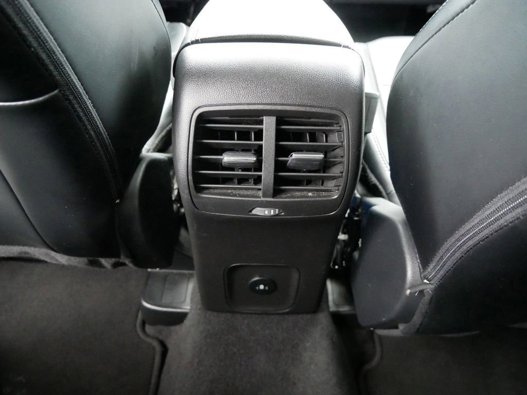 Certified 2024 Ford Escape Platinum image 12