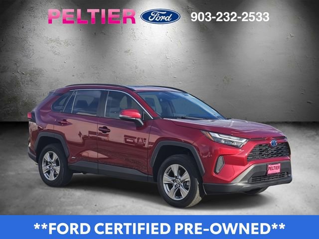 Used 2022 Toyota RAV4 XLE image 1