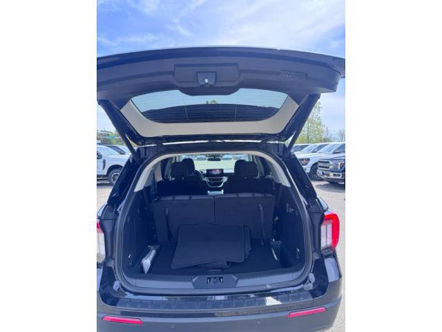 Certified 2025 Ford Explorer Active image 9