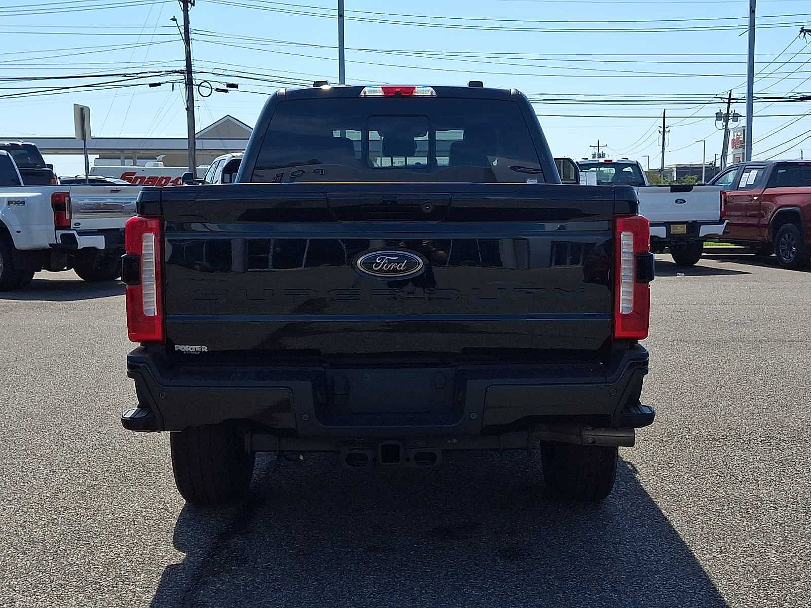 Certified 2024 Ford F250 Lariat w/ Lariat Ultimate Package AWD/4WD image 9
