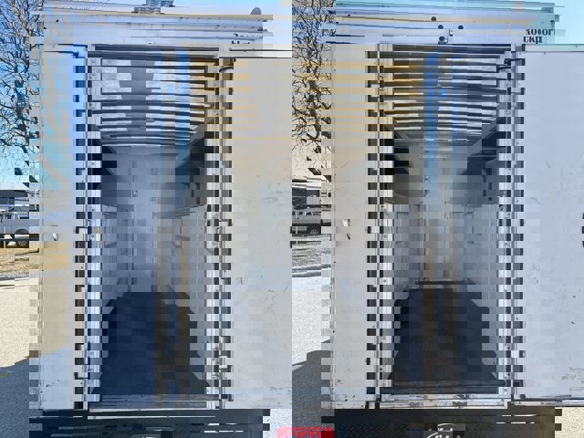 Certified 2024 Ford E-350 and Econoline 350 Super Duty w/ Power Windows & Locks Group image 26