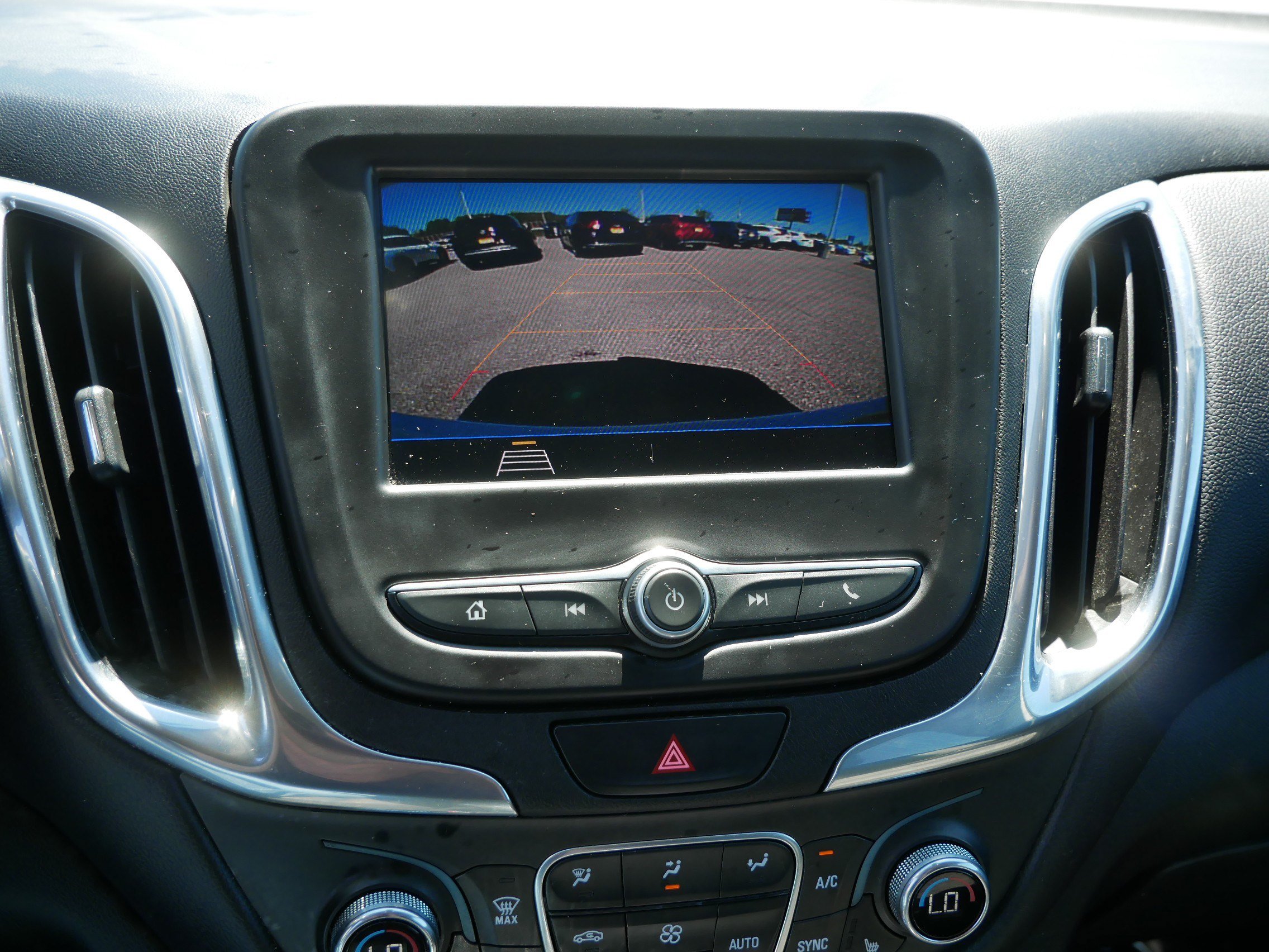 Used 2020 Chevrolet Equinox LT AWD/4WD image 31
