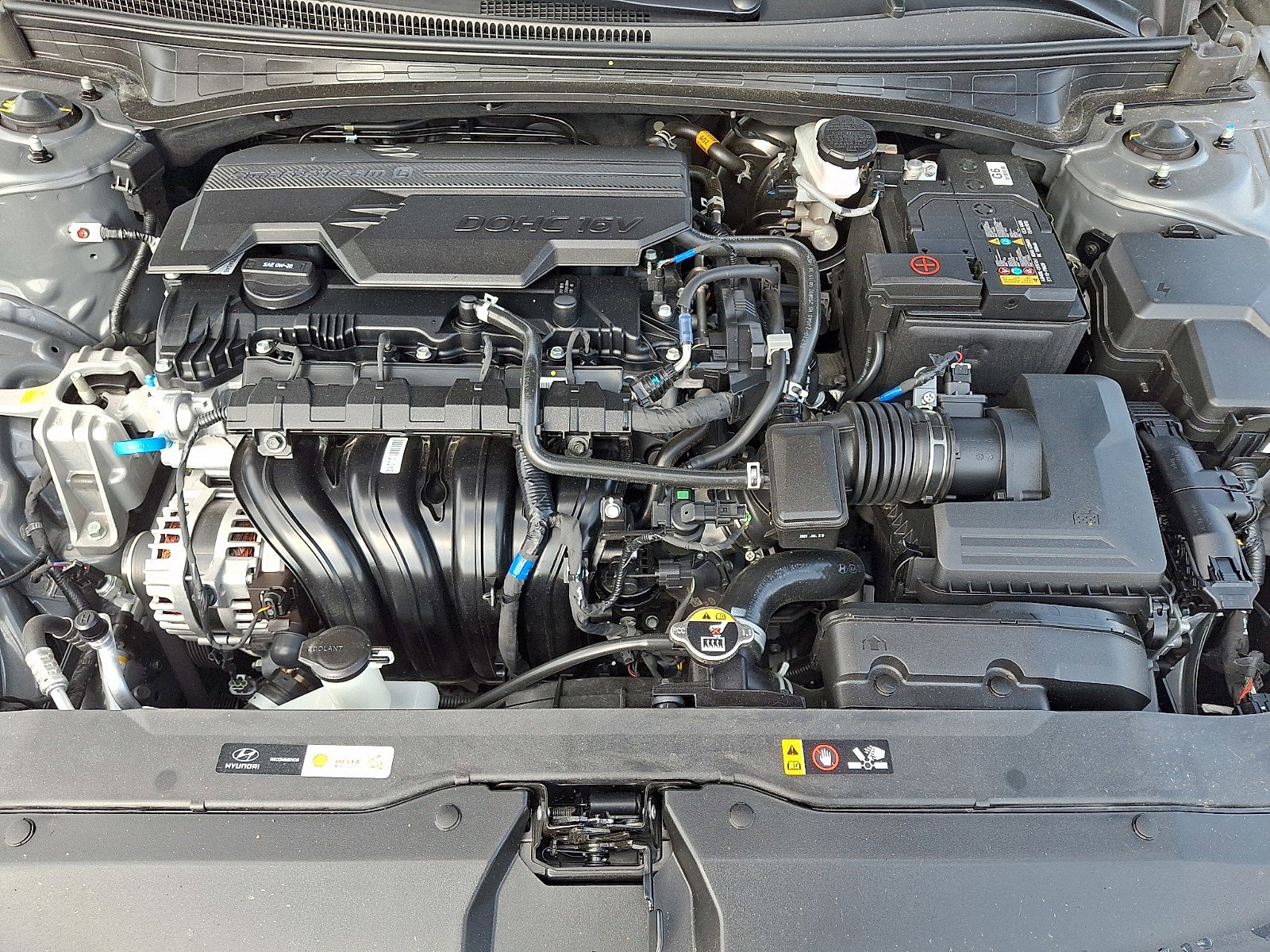 Used 2025 Hyundai Elantra Limited FWD image 27