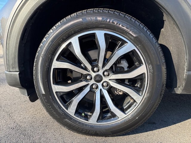 Certified 2022 Ford Explorer ST-Line image 10