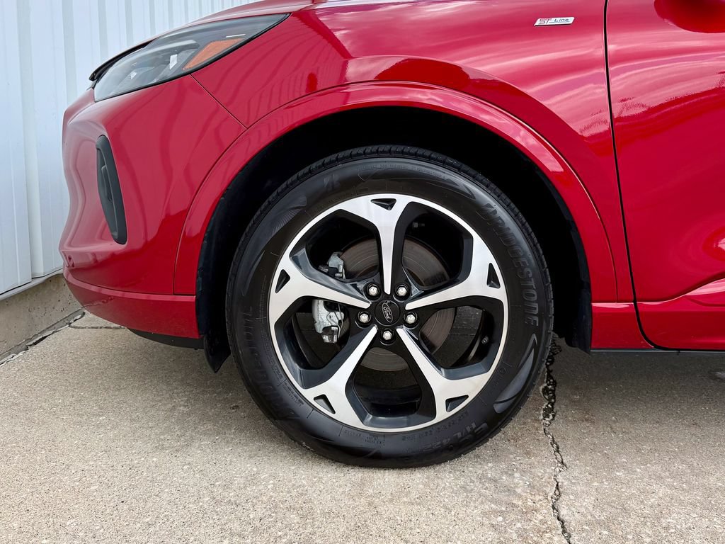 Certified 2025 Ford Escape ST-Line Elite w/ Premium Technology Package AWD/4WD image 37
