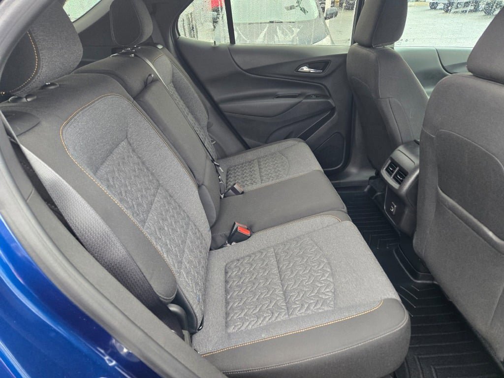 Used 2023 Chevrolet Equinox LT image 12