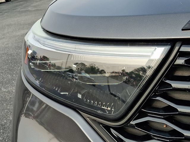 Certified 2020 Ford Explorer ST w/ ST Street Pack AWD/4WD image 9